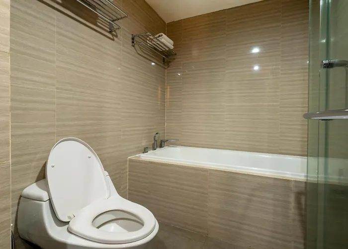 Brits Legian 4*