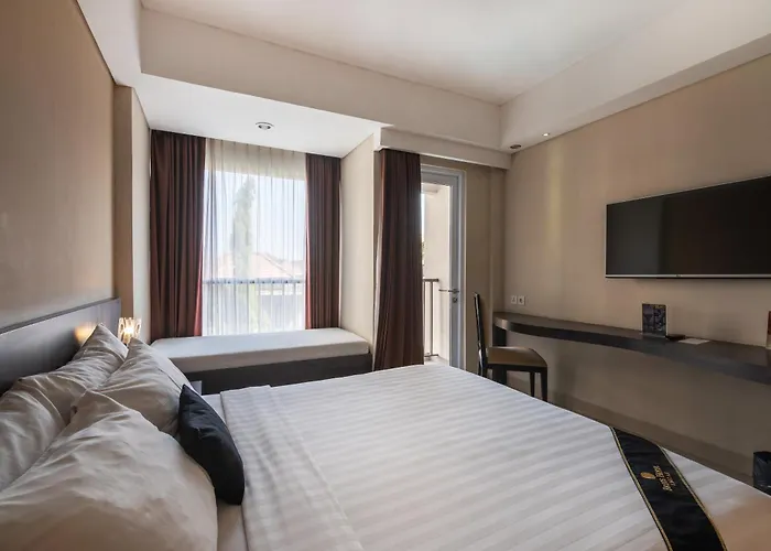 Brits Legian 4*
