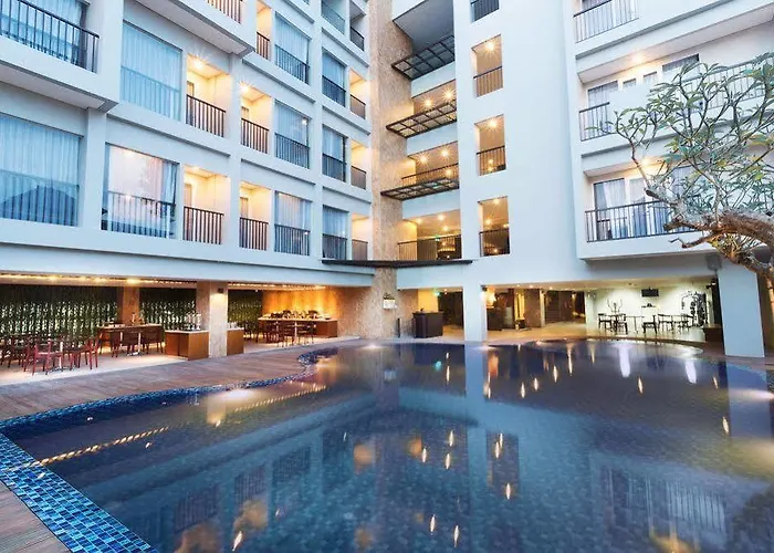 Brits Legian 酒店 4*